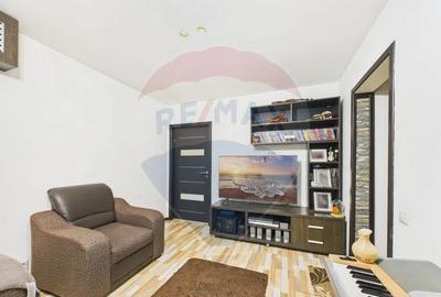 Apartament cu 4 camere semidecomandat, mobilat în Dristor - 13