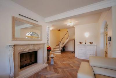 Casă cu 8 camere cu Teren 11880 Mp în Horodnic - 16