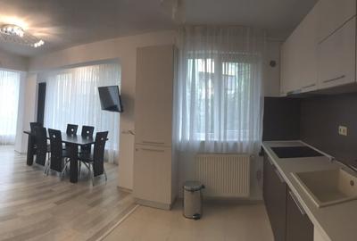 Apartament cu 3 camere semidecomandat, mobilat în Florești - 2