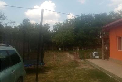 Casă cu 4 camere cu Teren 1000 Mp în Ciocănești - 1