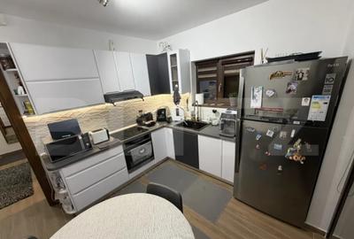 Casă cu 4 camere cu Teren 400 Mp în Cetate