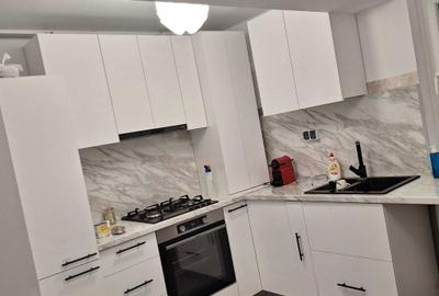 Apartament cu 2 camere decomandat în Titan - 2