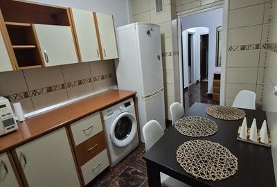 Apartament cu 3 camere decomandat în Rahova - 6