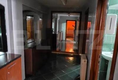 Spațiu comercial, de 1,078 mp, în Calea Moldovei - 12