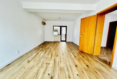 Casă în Aviatorilor