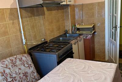 Apartament cu 4 camere decomandat în Micro 15 - 1