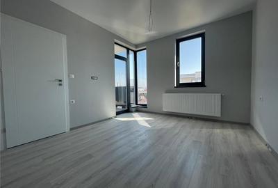 Casă cu 4 camere în Central - 2