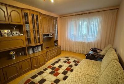 Vand apartament cu 3 camere spatios - 2