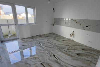 Casă individuală cu 5 camere cu Canalizare în Central - 4