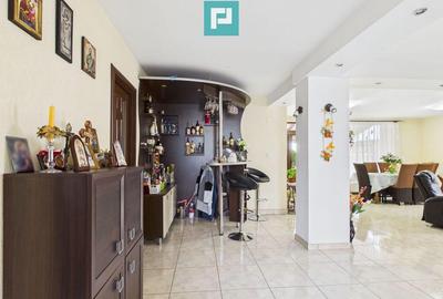 Casă cu 6 camere cu Teren 1049 Mp în Șagu