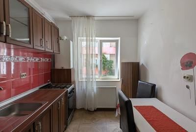 Apartament cu 2 camere decomandat în Florești