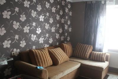 Apartament cu 2 camere decomandat în Olimpia-Stadion