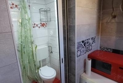 Garsonieră decomandată, mobilată în Titan - 5