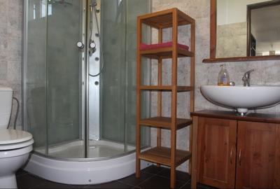 Casă individuală cu 4 camere cu Teren 500 Mp în Central - 4