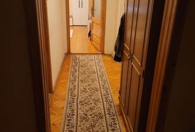 Apartament cu 2 camere decomandat în Popoveni