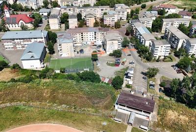 Spatiu comercial de 158 mp de vanzare in Roman - 16
