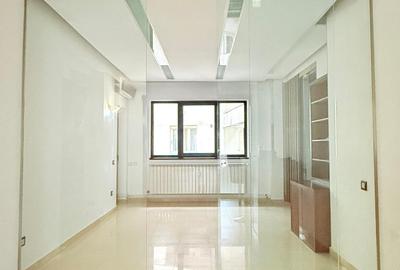 Apartament cu 4 camere decomandat, mobilat în Magheru - 2