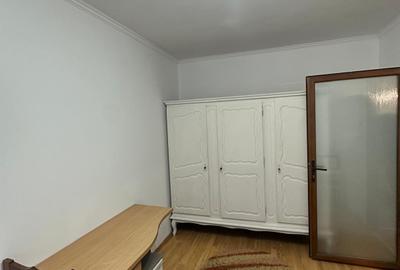 Inchirire apartament 2 camere Central mobilat si utilat complet Inchirire apartament 2 camere Central mobilat si utilat complet - 3