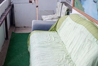 Apartament cu 3 camere decomandat în Văleni - 1