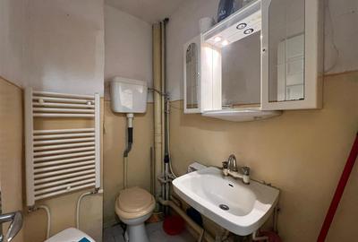 Apartament cu 4 camere decomandat în Central - 8