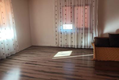 Casă cu 4 camere în Central - 6