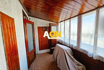 Casă individuală cu 4 camere cu Canalizare în Central - 9