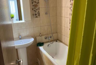 Apartament cu 3 camere decomandat în Exterior Vest - 3