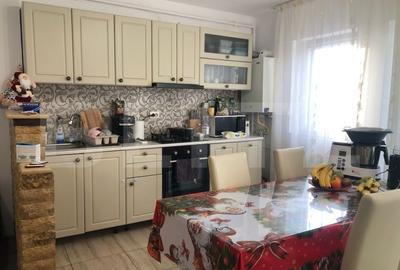 Apartament cu 2 camere, balcon inchis, parcare, expunere sudica, zona Terra - 2
