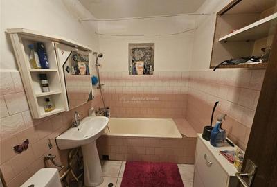 Resita, 3 Cam. Dec., Micro 4 - 3