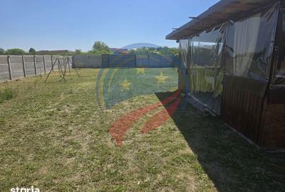 Teren de 827 mp, în Coșoveni - 1