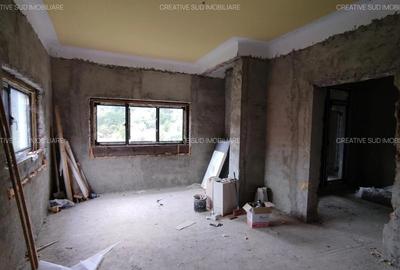 Sinaia / Peles - Vila D+P+M - 10 Camere - 260 mp utili - 700 mp teren - 4