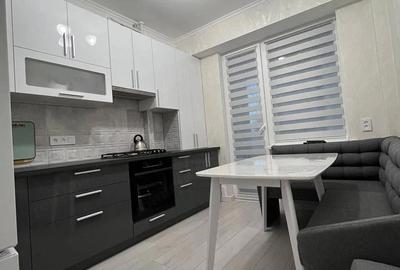 Garsonieră decomandată în Gorjului