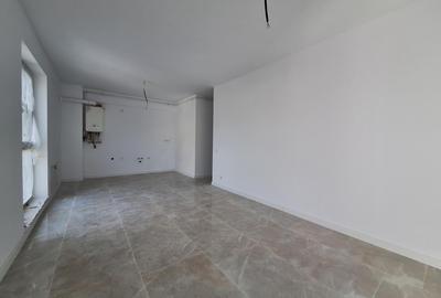 Apartament cu 3 camere semidecomandat în Florești - 2