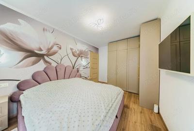 Apartament cu 3 camere decomandat în UTA - 8