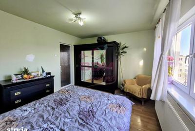 Apartament cu 2 camere decomandat în Micro 1 - 6