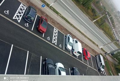 Apartament cu 2 camere decomandat în Petros