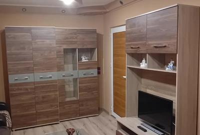 Inchiriez garsoniera confort 1 - 2