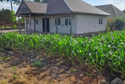 Casă cu 2 camere în Mereni - 1