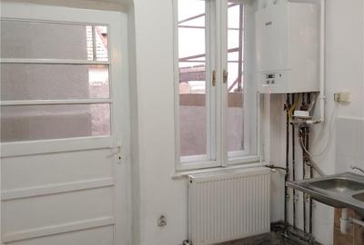 Apartament cu 3 camere decomandat în Central - 10