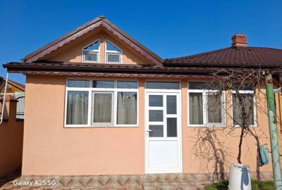 Casă cu 4 camere cu Teren 155 Mp în 23 August