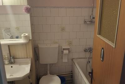 Apartament cu 4 camere semidecomandat, mobilat în Central - 13