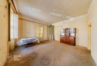 Apartament cu 4 camere semidecomandat în Boul Roșu - 2