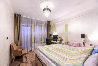 Apartament cu 3 camere decomandat, mobilat în Tractorul - 4