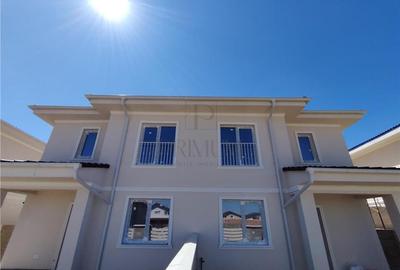 Duplex cu 4 camere cu Canalizare în Moșnița Nouă - 2