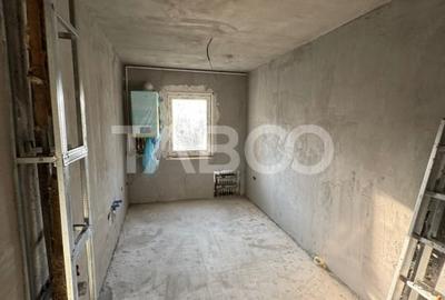 Apartament 3 camere 56mp de vanzare decomandat zona Valea Aurie Sibiu - 2
