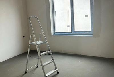 Casă cu Teren 250 Mp în Central