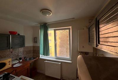 Garsonieră decomandată în Dacia - 4