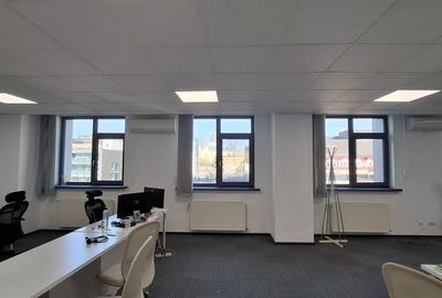 Spațiu comercial, de 372 mp, în Central - 2