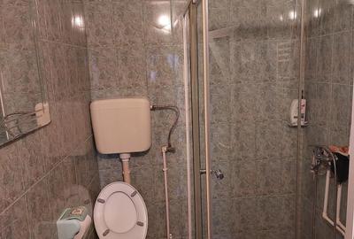 Casă cu 4 camere decomandat în Central - 8