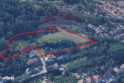 Teren de 15320 mp, în Central - 4